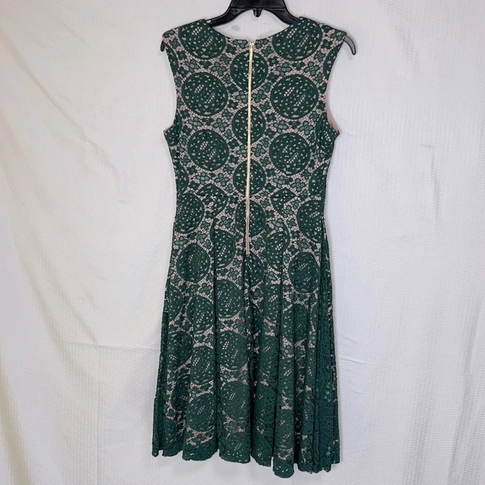 Danny and Nicole Green Crochet Lace A-Line Dress with Pink Underlay - Size 8